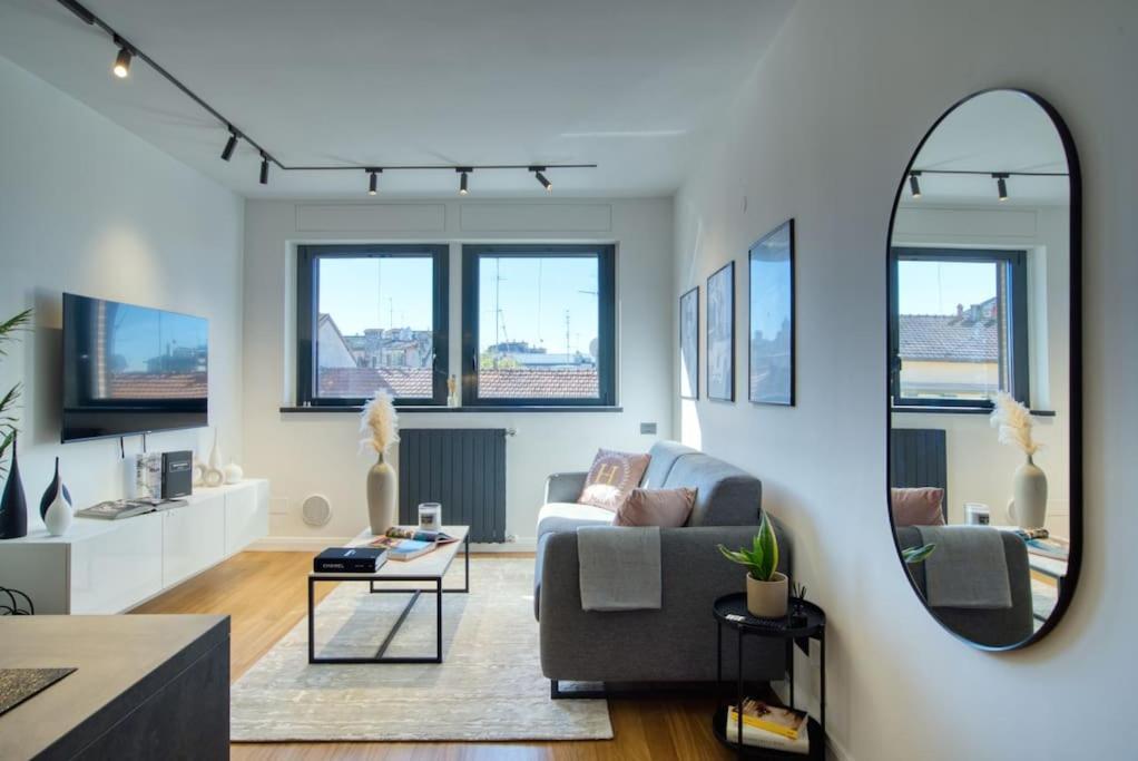 Italianflat - Canal Couture, Navigli Luxury Retreat Milan Exterior photo
